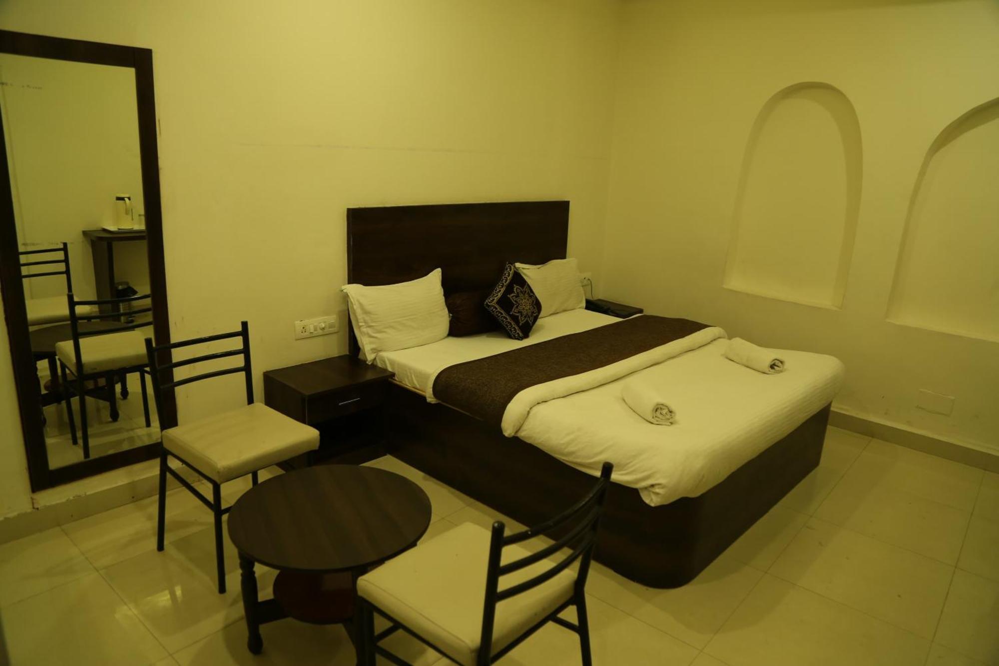 Hotel Krishna Palace Udaipur Luaran gambar